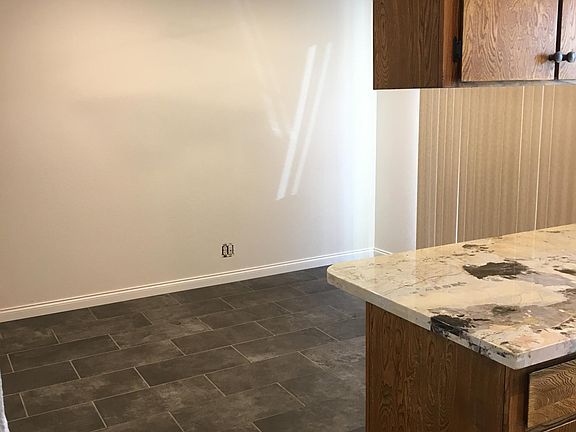 4th image of 1503 Sierra St Unit A