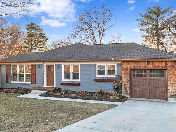 4th image of 3556 Connelly Ln