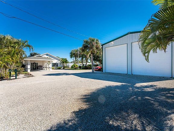 4th image of 1175 Martha Pl