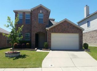 9233 Centennial Dr, Fort Worth, TX 76244