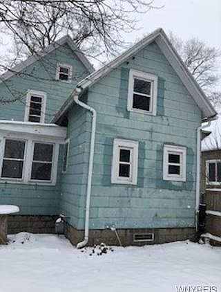 2nd image of 22 Monroe St