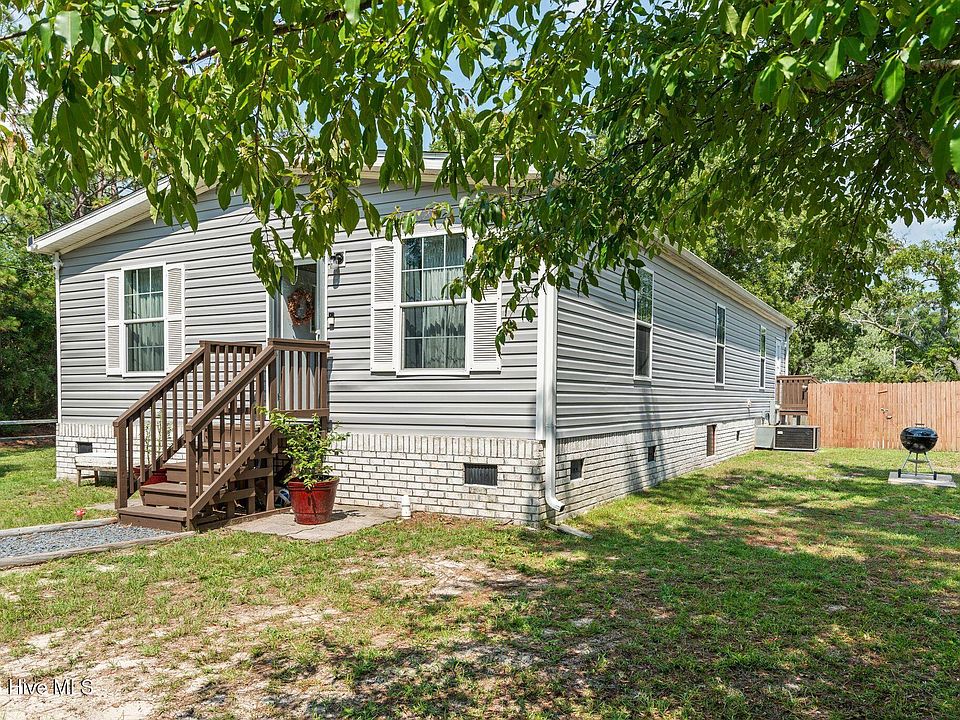 1st image of 1060 Poplar Road
