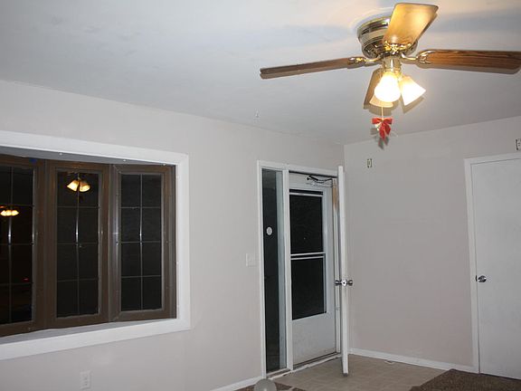 2nd image of 777 Sheridan Dr