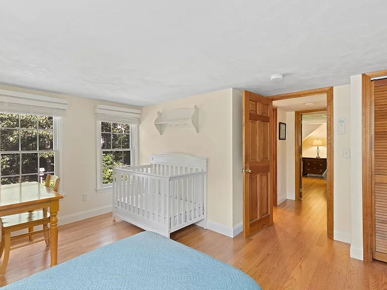 4 Wildwood Ave — Photo 30