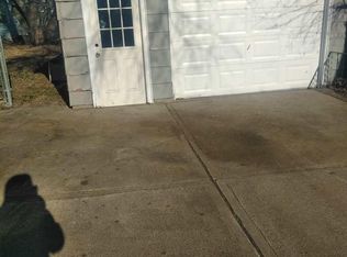 4320 Maple St, Omaha, NE 68111