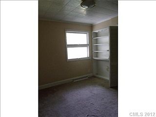 5th image of 1015 Holland Ave