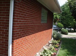 557 Newberg Ave NW, Grand Rapids, MI 49504