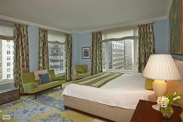 Rented by Brown Harris Stevens | media 59