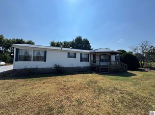 1761 Hudson Rd, Fulton, KY 42041