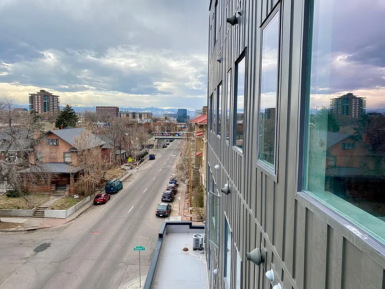 1300 N Ogden St #401 — Photo 20