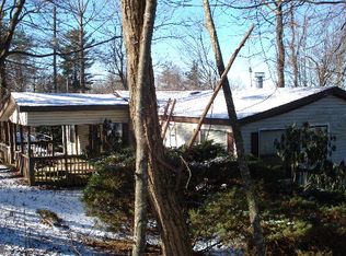 52 County Top Rd, Fancy Gap, VA 24328