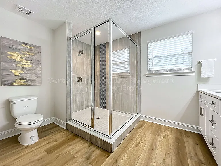 2250 S Bumby Ave #200 — Photo 33