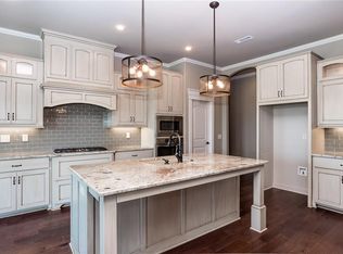 1411 Amore Ln, Centerton, AR 72719