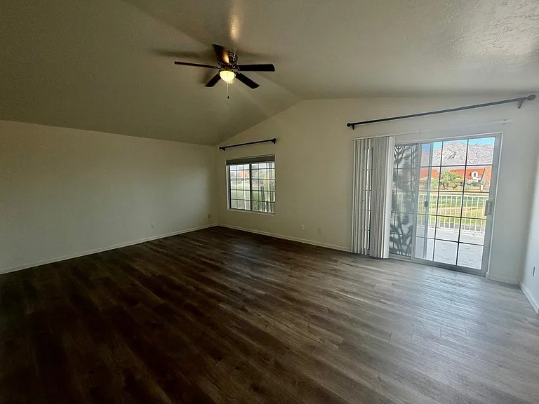 11018 N Mountain Breeze Dr — Photo 9