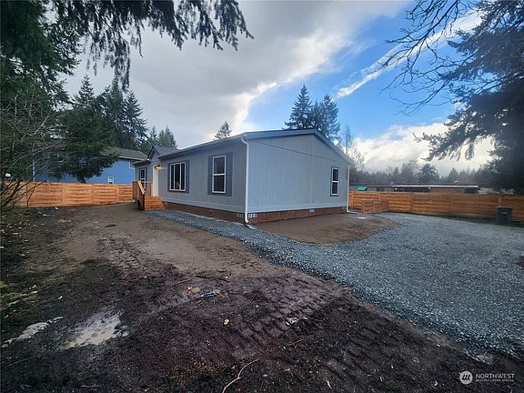 2nd image of 21622 135th Street E