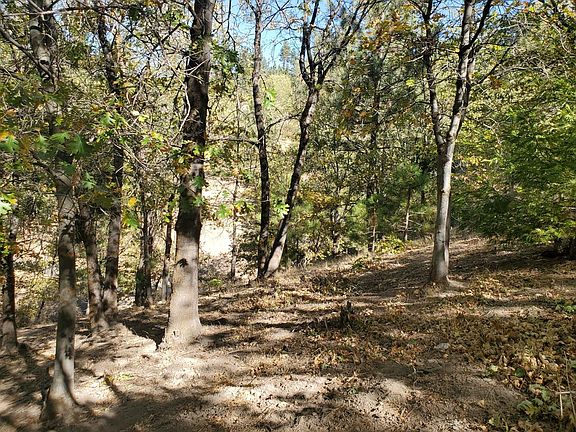 5th image of 93 Park Dr