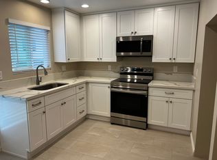 1721 N Spurgeon St, Santa Ana, CA 92706
