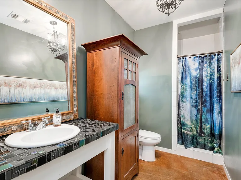 719 Birch Ln — Photo 10