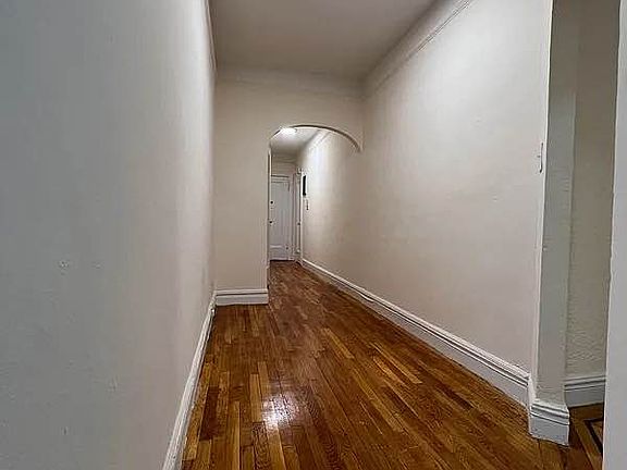 3rd image of 3206 29th St APT 4G