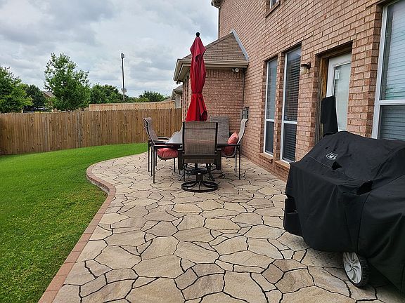 3rd image of 2828 Red Wolf Dr