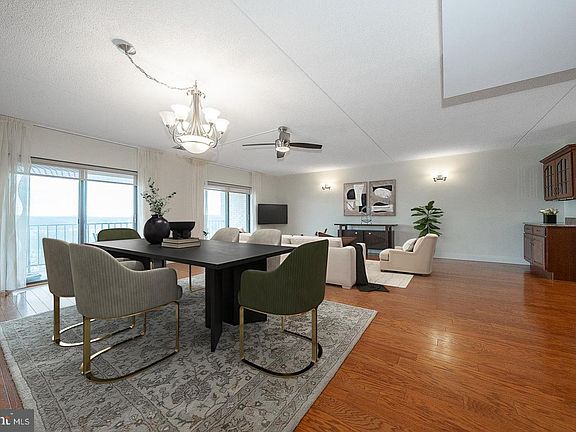 3rd image of 20925 Valley Forge Cir #925