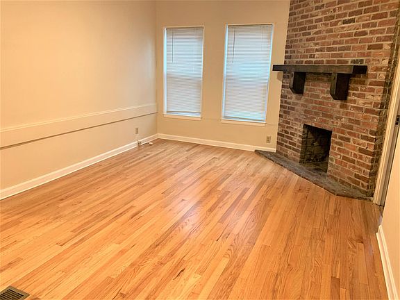 3rd image of 23 Bradbury St