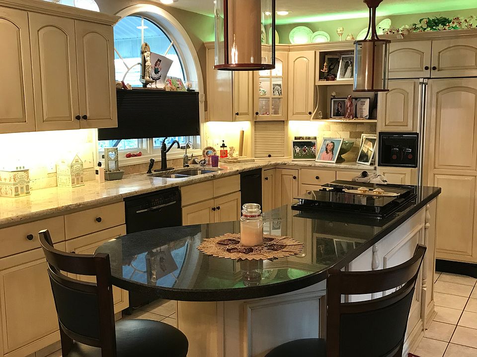 101 New St, Pittston, PA 18640 Zillow