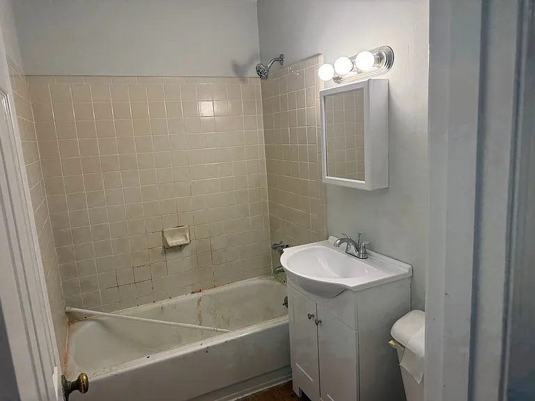 284 Bloomfield St — Photo 11