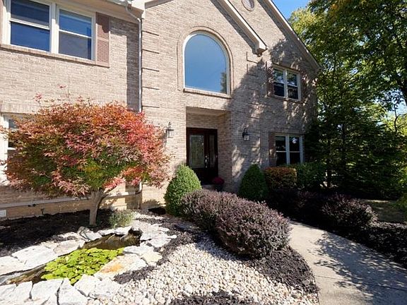 2nd image of 5262 Barkwood Dr