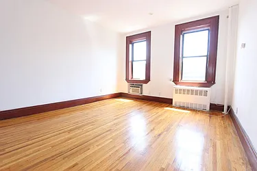 Rented by Dynamik Realty