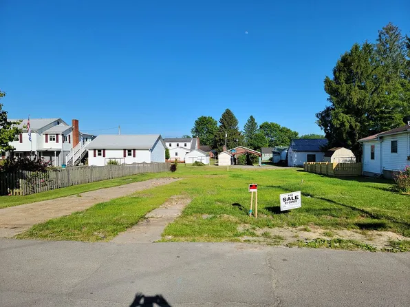 172 Pocahontas St, Buckhannon, WV 26201