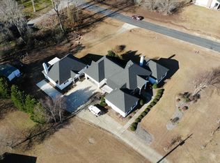 8451 Christian Light Rd, Fuquay Varina, NC 27526