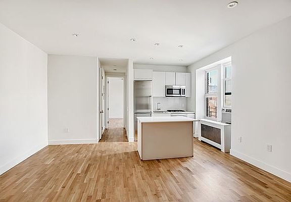 4th image of 95 Linden Blvd APT 65A