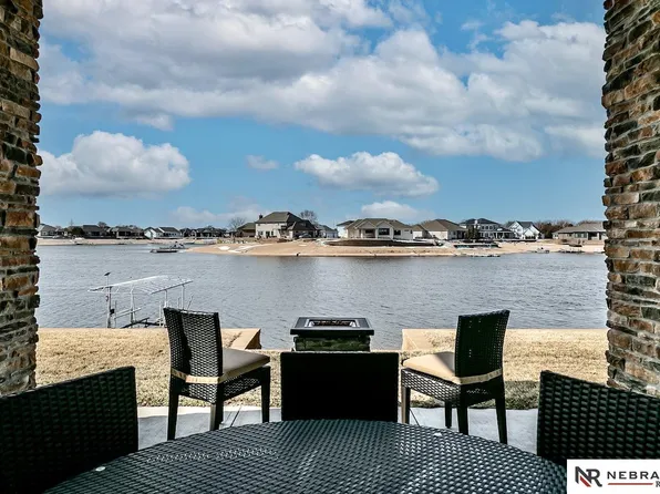 8102 N 279th St, Valley, NE 68064