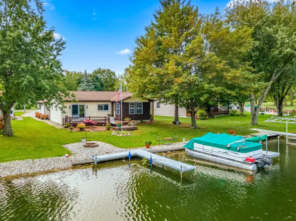 519 Tompkins Dr, Coldwater, MI 49036