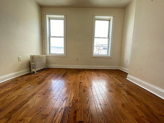 5th image of 154 Summit Ave #7E