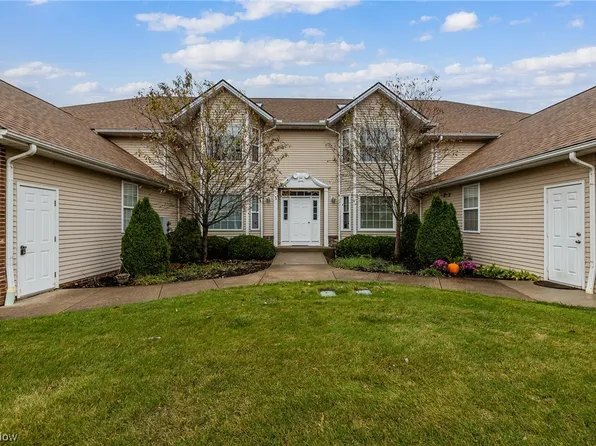 706 Tollis Pkwy #A, Broadview Heights, OH 44147