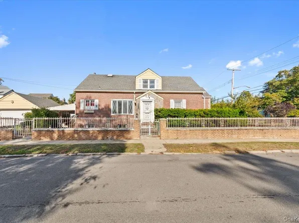 22415 138th Avenue, Jamaica, NY 11413