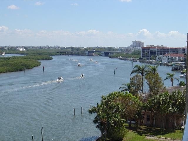 1st image of 19451 Gulf Blvd APT 709
