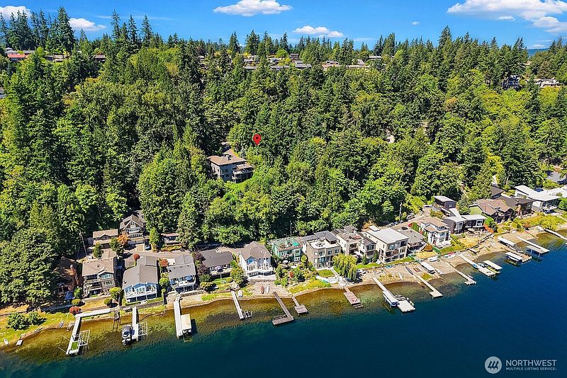 4th image of 1464 W Lake Sammamish Parkway