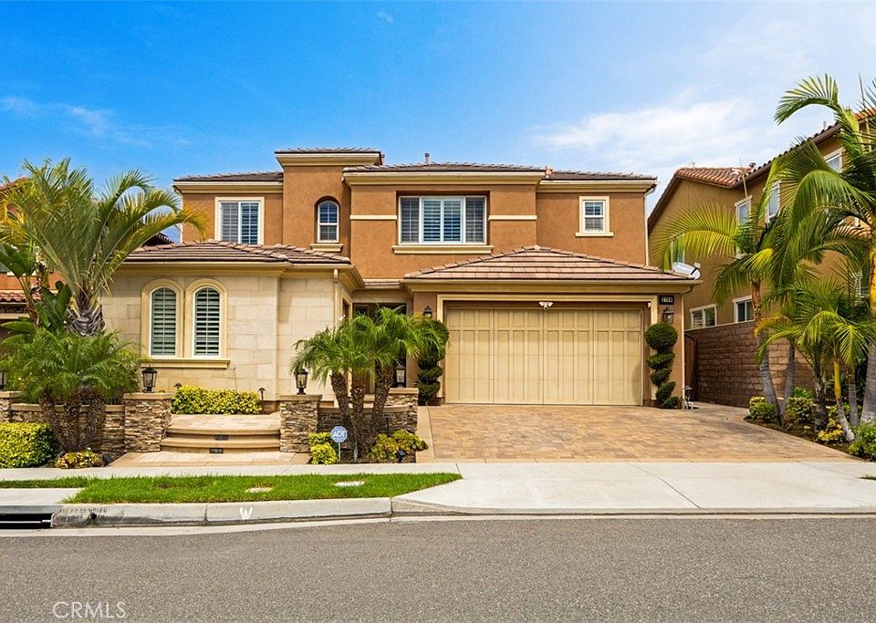 1st image of 2709 Alamitos Rd