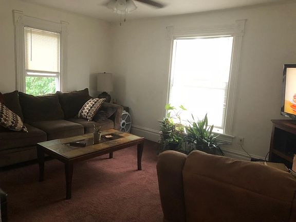 Livingroom, unit is NOT furnished