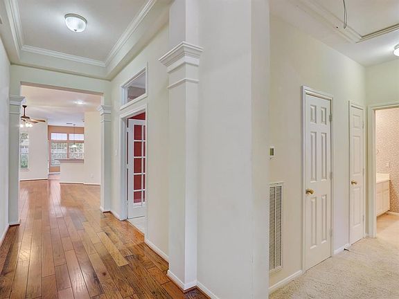 5th image of 7126 Glenwood Dr