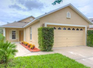 7624 Clovelly Park Pl, Apollo Beach, FL 33572