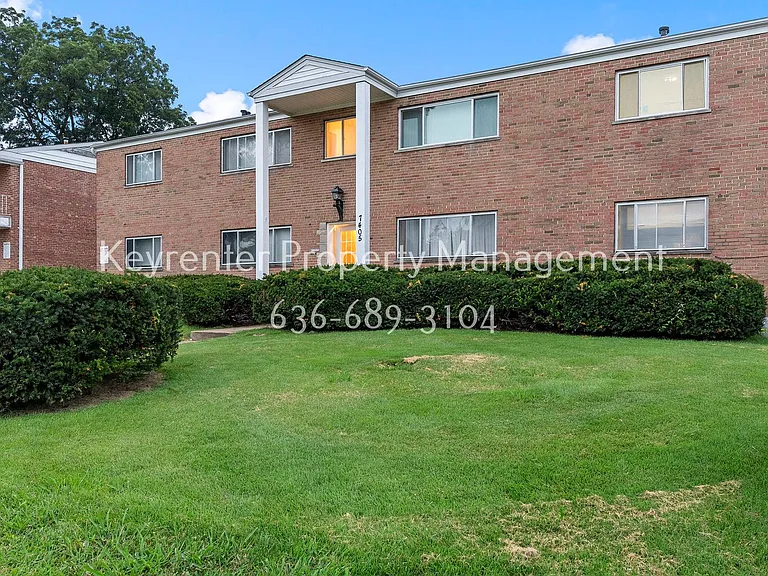 7405 Olian Dr — Photo 2