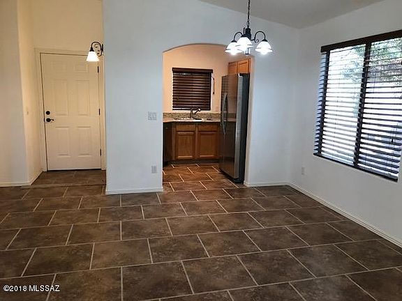2nd image of 6609 W Blythe Pl