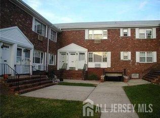 19 Gramercy Gdns, Middlesex, NJ 08846