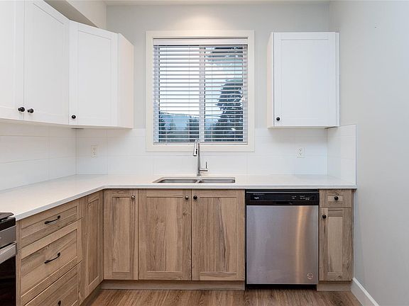 5th image of 3351 Luxton Rd #1206