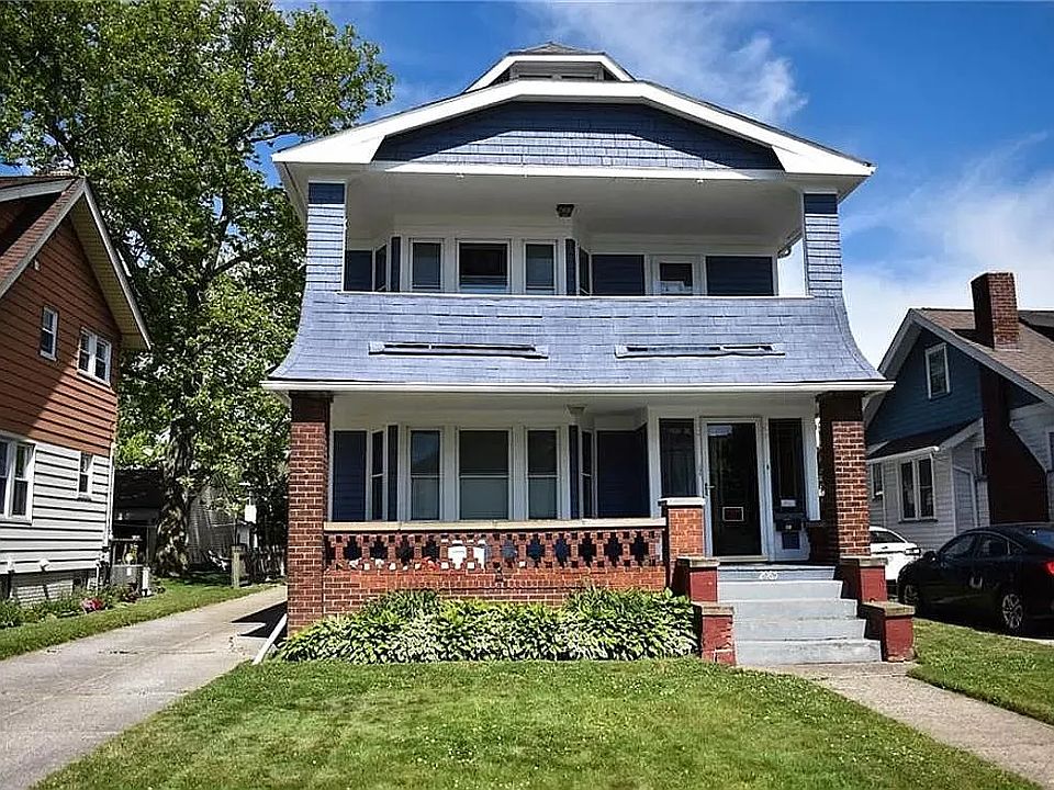 1st image of 2065 Lincoln Ave #Up