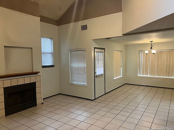 4th image of 10130 SANDYGLEN